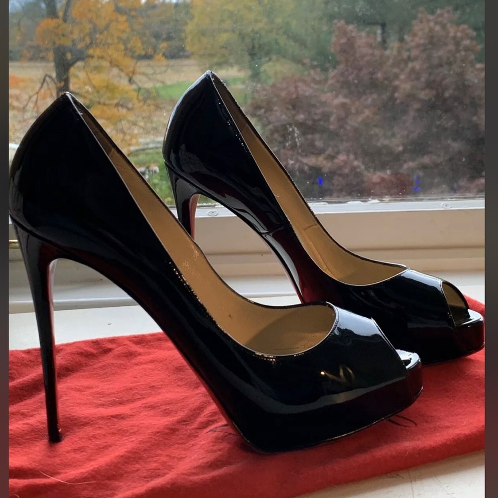 Christian Louboutin “New Very Prive” 120. Size 38.